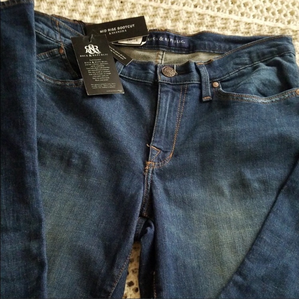 Rock and Republic Jeans - Picture 2 of 5